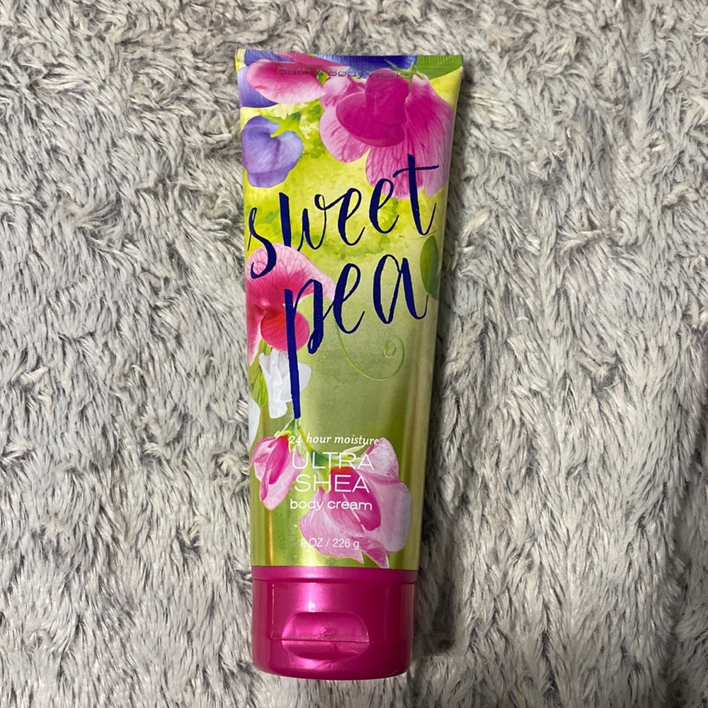 Bath and body works body cream